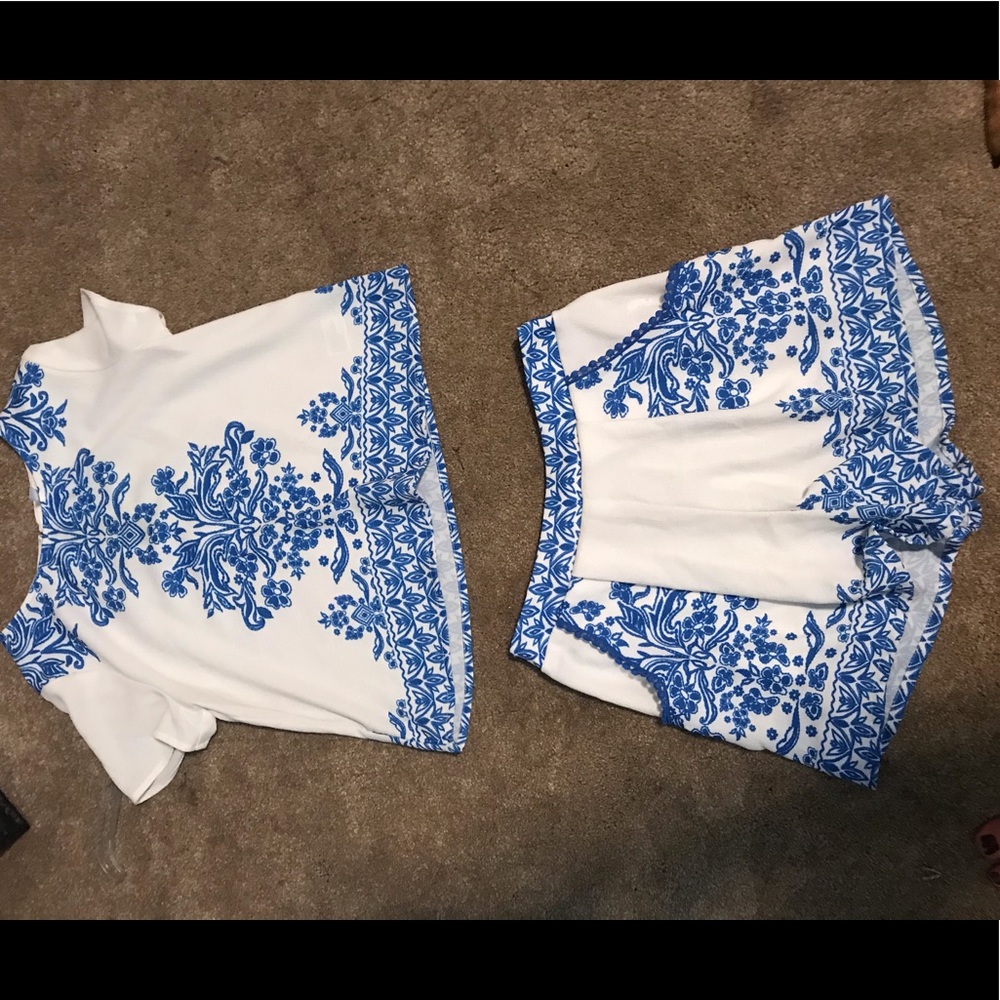 2 piece set - never been worn